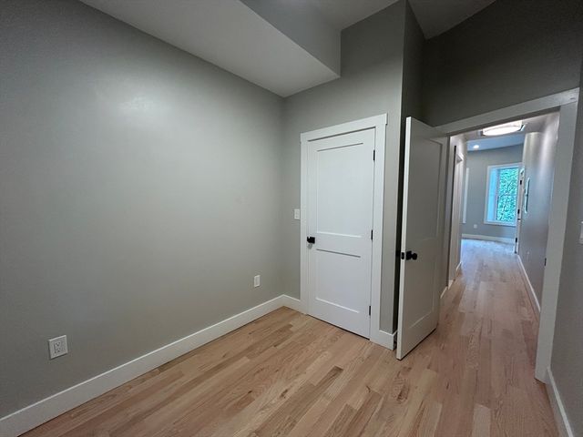 35 Delle Ave 3, Boston, MA 02120