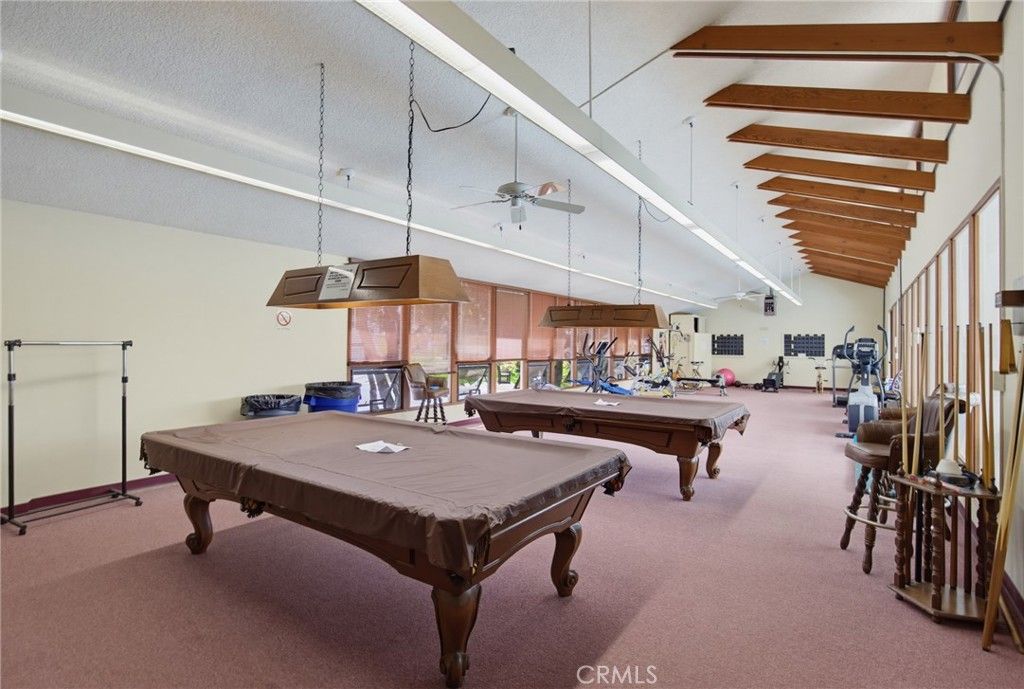 Image 40 of property listing at 115 Poinsettia Gardens Drive 115, Ventura, CA 93004