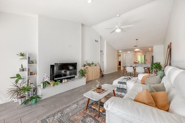 4117 FAIRVIEW VISTA POINT 305, Orlando, FL 32804