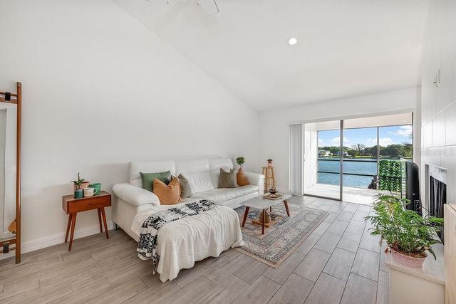 4117 FAIRVIEW VISTA POINT 305, Orlando, FL 32804