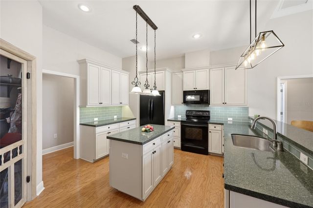 10320 SW 17TH PLACE, Gainesville, FL 32607