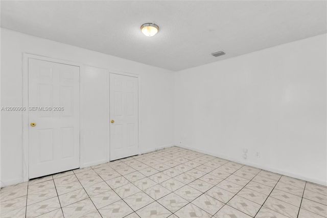 5742 Garfield St 2, Hollywood, FL 33021