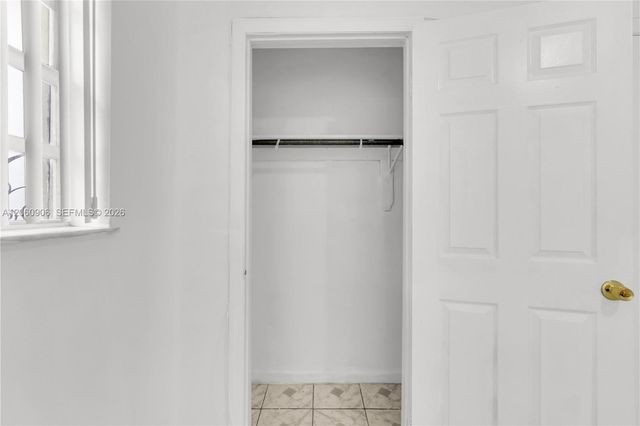 5742 Garfield St 2, Hollywood, FL 33021
