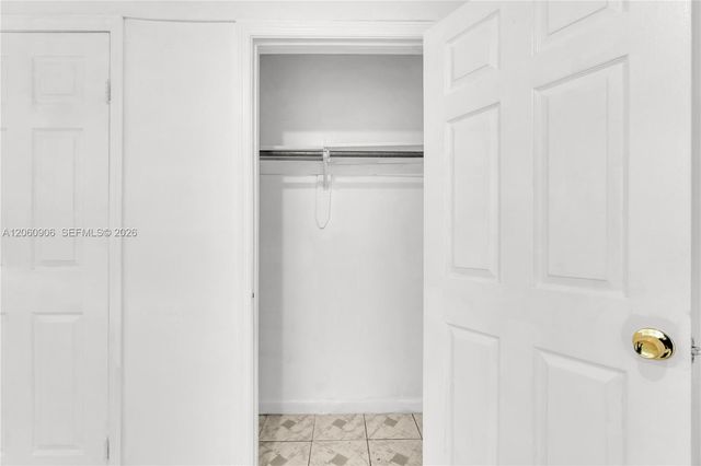 5742 Garfield St 2, Hollywood, FL 33021