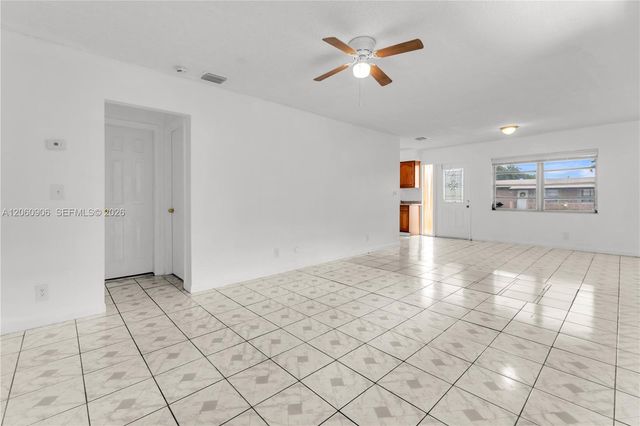 5742 Garfield St 2, Hollywood, FL 33021