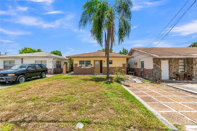 5742 Garfield St 2, Hollywood, FL 33021