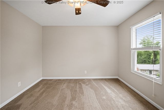 207 Branchfield Drive, Charleston, WV 25314