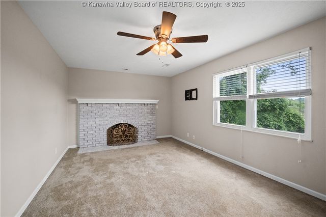 207 Branchfield Drive, Charleston, WV 25314