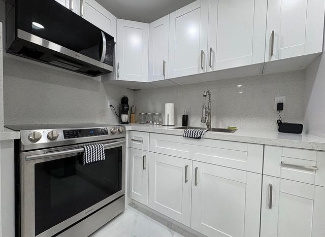 4265 NW South Tamiami Canal Drive 1-211, Miami, FL 33126