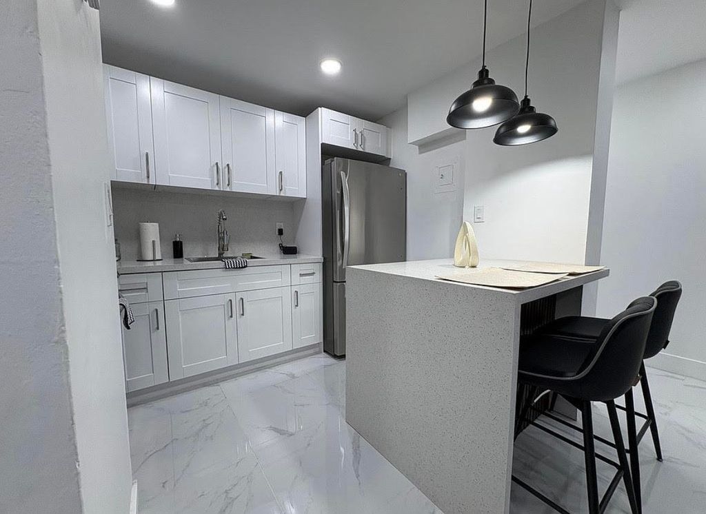 4265 NW South Tamiami Canal Drive 1-211, Miami, FL 33126
