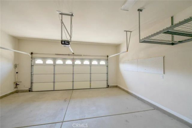 19466 Crystal Springs, Apple Valley, CA 92308