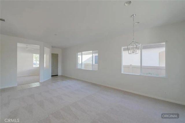 19466 Crystal Springs, Apple Valley, CA 92308