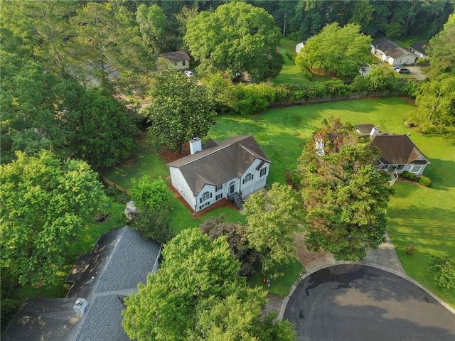 304 Windy Trace, Canton, GA 30114