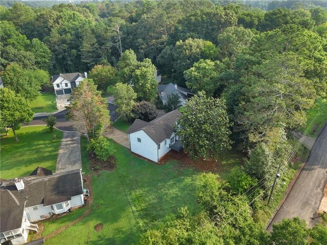 304 Windy Trace, Canton, GA 30114