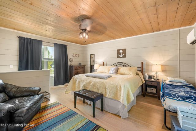 80 Meadowview Ln, Hardinsburg, KY 40143