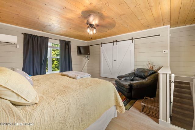 80 Meadowview Ln, Hardinsburg, KY 40143