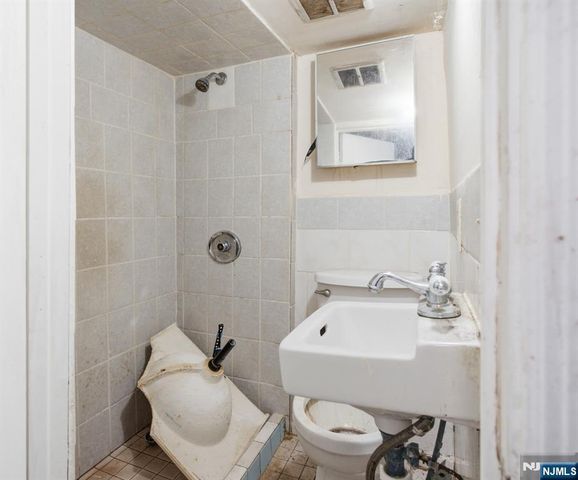 59 Augusta Street, Irvington, NJ 07111