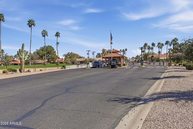 10915 E SAN TAN Boulevard, Sun Lakes, AZ 85248