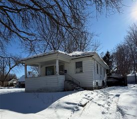 1540 Illinois Avenue, Flint, MI 48506