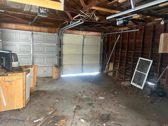 1735 Superior Street, Muskegon, MI 49442