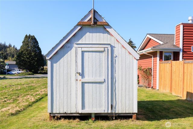 2319 32nd Street, Anacortes, WA 98221