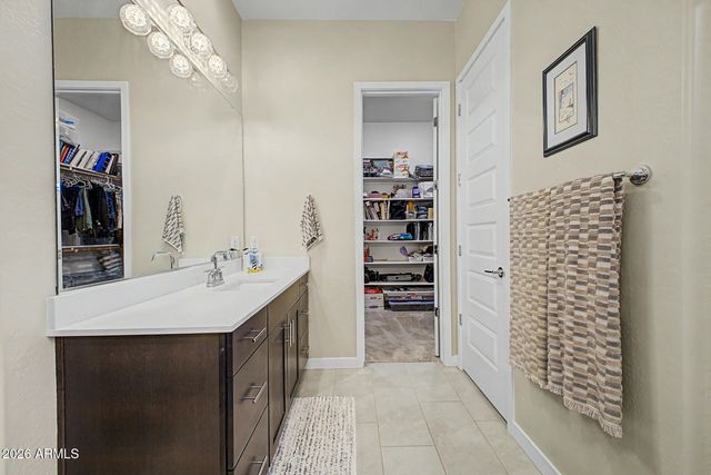 10924 W WOOD Street, Tolleson, AZ 85353