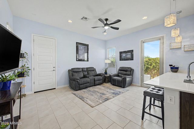 10924 W WOOD Street, Tolleson, AZ 85353