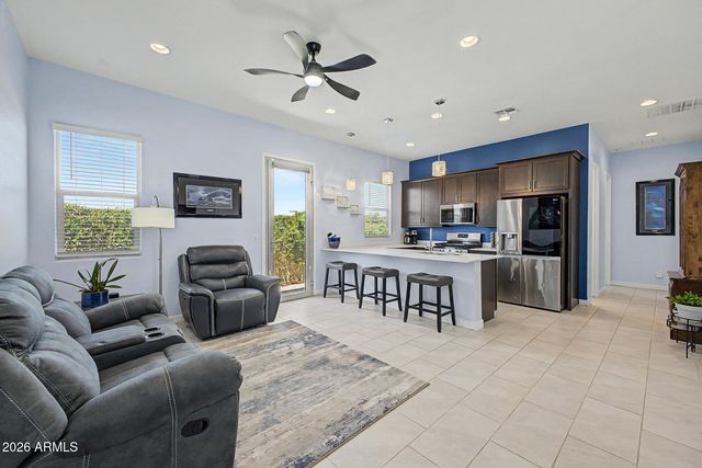 10924 W WOOD Street, Tolleson, AZ 85353
