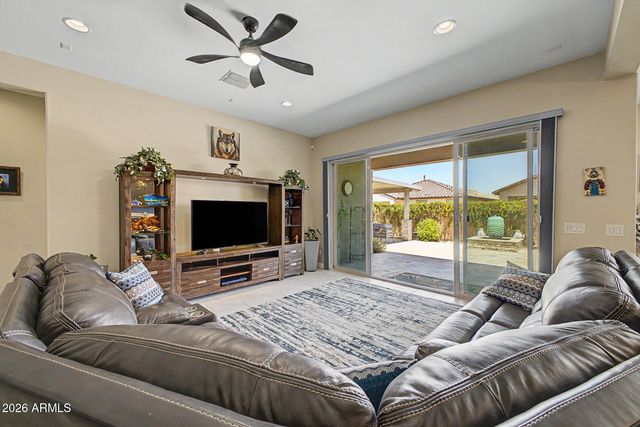10924 W WOOD Street, Tolleson, AZ 85353