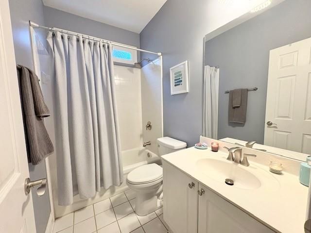 902 Daylight Circle, Lawrenceville, GA 30045
