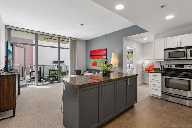 206 Park Blvd 313, San Diego, CA 92101
