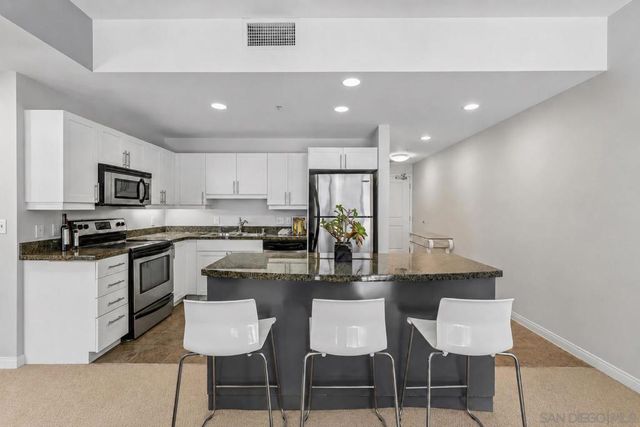 206 Park Blvd 313, San Diego, CA 92101