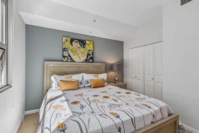 206 Park Blvd 313, San Diego, CA 92101