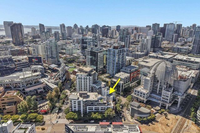 206 Park Blvd 313, San Diego, CA 92101