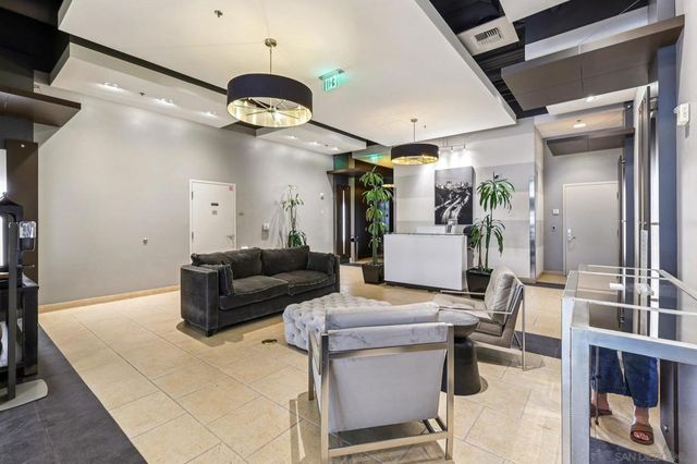 206 Park Blvd 313, San Diego, CA 92101