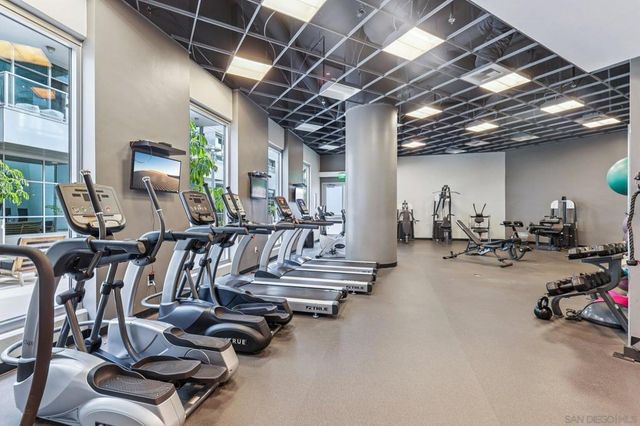 206 Park Blvd 313, San Diego, CA 92101