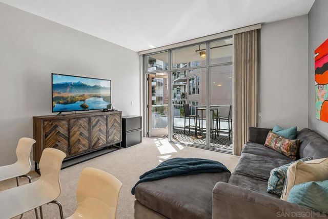 206 Park Blvd 313, San Diego, CA 92101