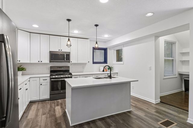 115 Spruce Street, Mahtomedi, MN 55115