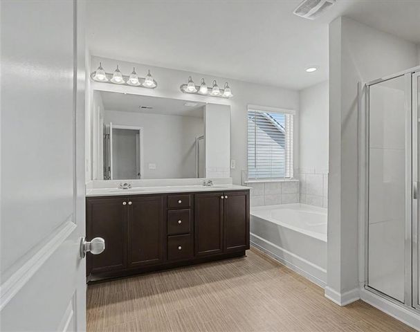 1609 Meadow Crossing, East Point, GA 30344