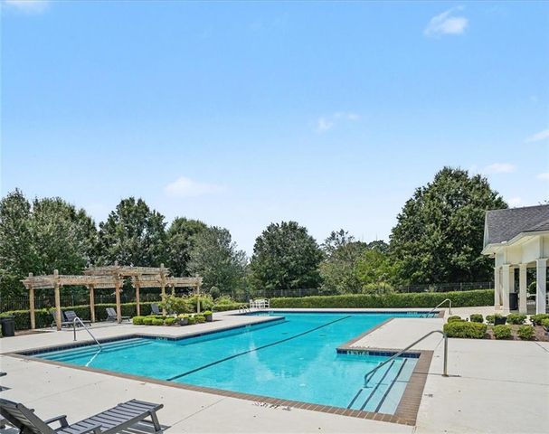 1609 Meadow Crossing, East Point, GA 30344
