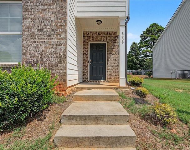 1609 Meadow Crossing, East Point, GA 30344
