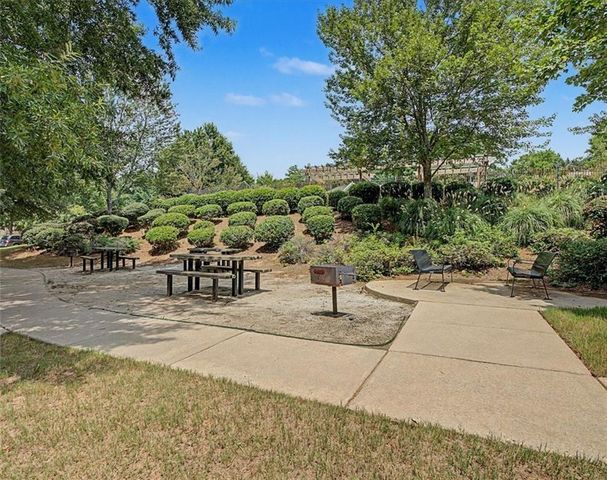 1609 Meadow Crossing, East Point, GA 30344
