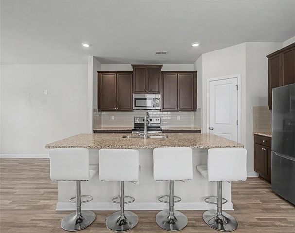 1609 Meadow Crossing, East Point, GA 30344