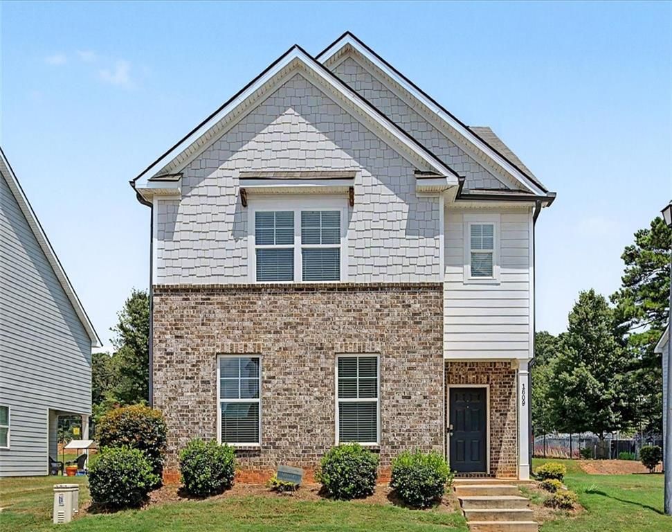 1609 Meadow Crossing, East Point, GA 30344