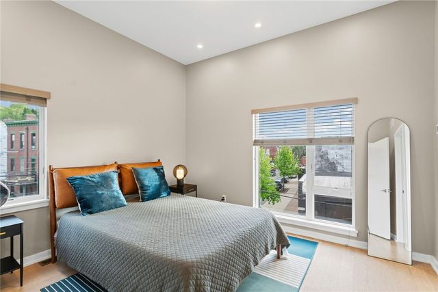 5501 Butler Street, Lawrenceville, PA 15201