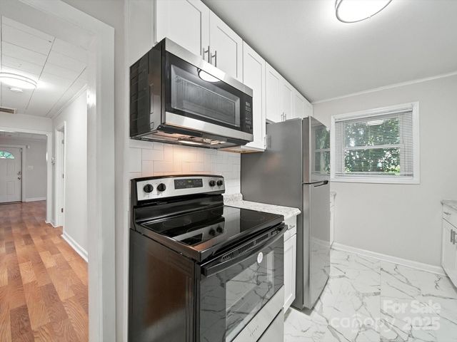 116 Honeywood Avenue, Charlotte, NC 28216