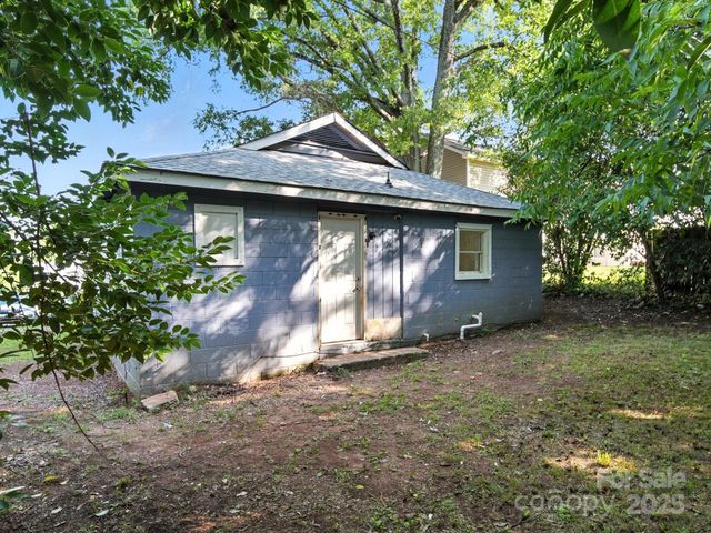 116 Honeywood Avenue, Charlotte, NC 28216