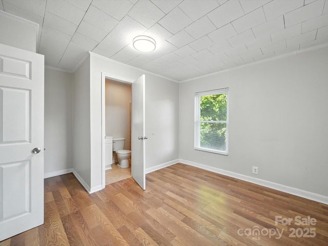116 Honeywood Avenue, Charlotte, NC 28216