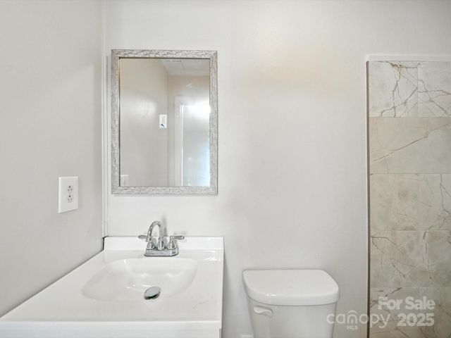116 Honeywood Avenue, Charlotte, NC 28216