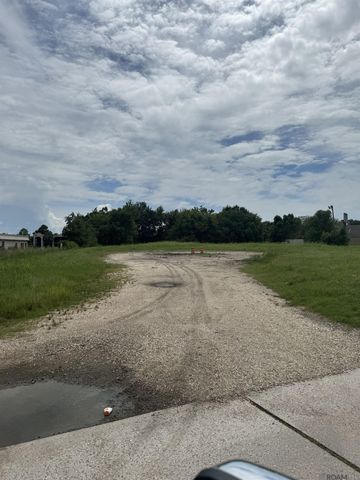 10850 Mead Rd, Baton Rouge, LA 70816